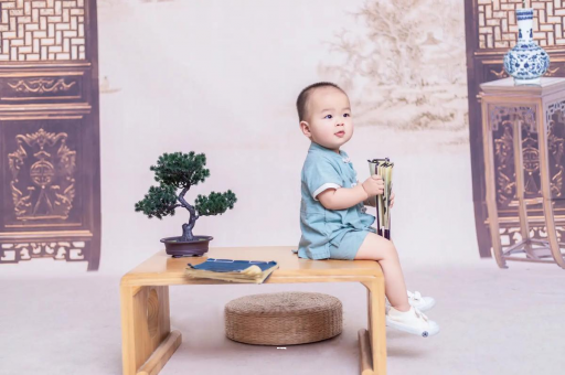海北孕妇八个月肚子胀